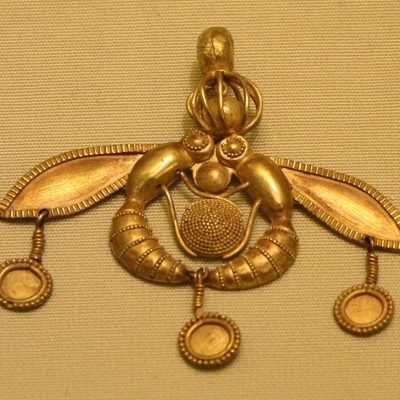 Gold jewellery retouch
